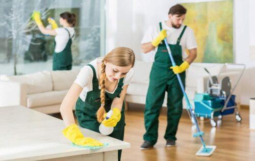 Pekerjaan, Gaji, dan Tugas Cleaning Service