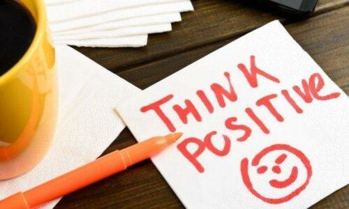 Positif Thinking artinya: Pengertian dan Manfaat bagi Kehidupan
