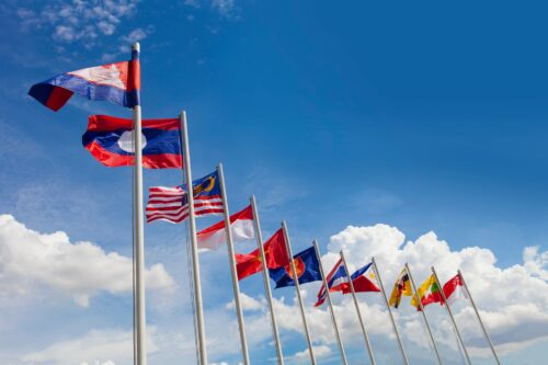 Kerjasama ASEAN Bidang Ekonomi dalam Menangani Isu-isu Global