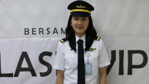 Profil Pilot Perempuan Indonesia Tifany Wulan Maringka