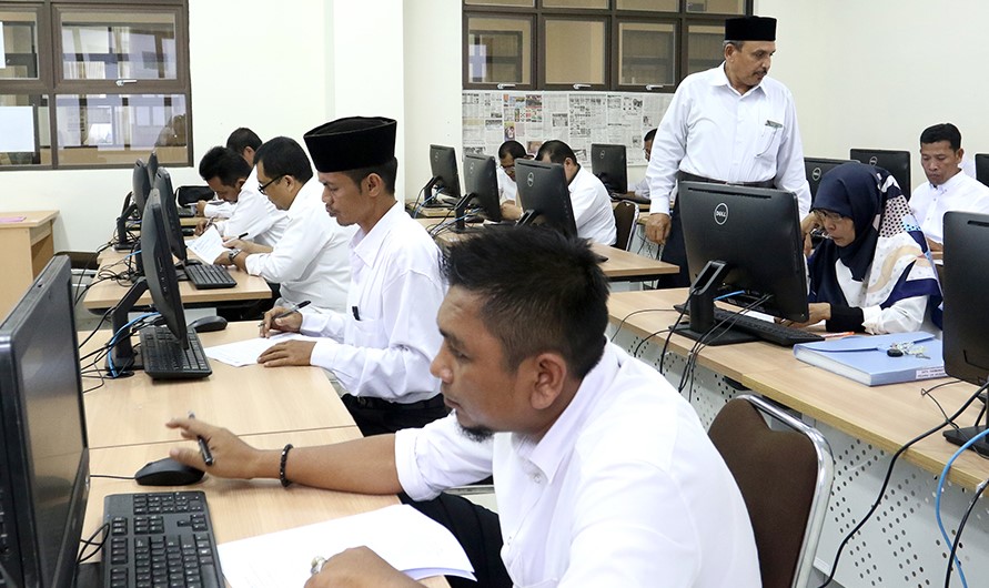 Peran Besar Pranata Komputer Pada Era Industri Hot Sex Picture