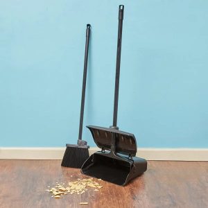 Alat-Alat Housekeeping Broom and Dust Pan